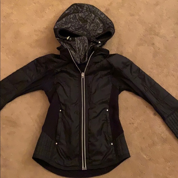 Lululemon black jacket - Picture 1 of 5